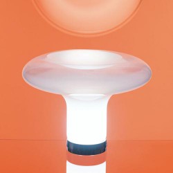 Artemide Lesbo